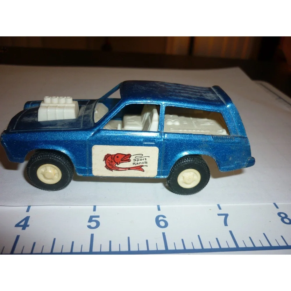 VINTAGE Tootsie Toy Chevy VEGA Blue Station Wagon 1970's & Pickup‎ Truck Lot